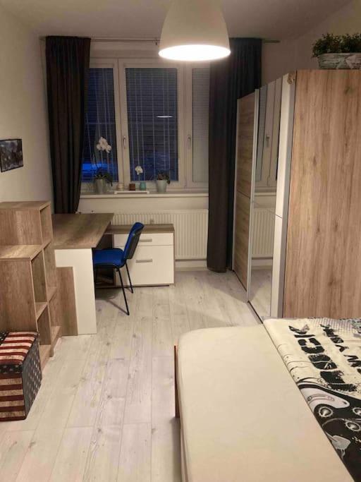 Apartman S Terasou, Bezplatne Parkovanie Lägenhet Bratislava Exteriör bild